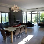Magnifique Avec Piscine Chauffee, Vue Et Montage *