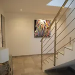 Magnifique Avec Piscine Chauffee, Vue Et Montage *