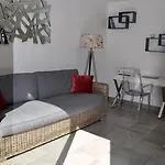 Magnifique Avec Piscine Chauffee, Vue Et Montage Villa
