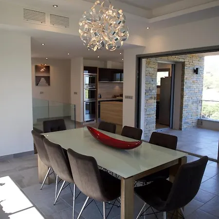 Villa Magnifique Avec Piscine Chauffee, Vue Et Montage Porto-Vecchio (Corsica)