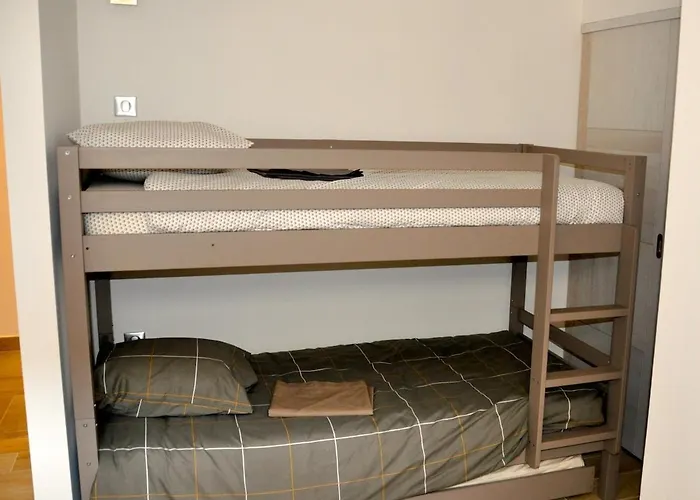 Magnifique Avec Piscine Chauffee, Vue Et Montage