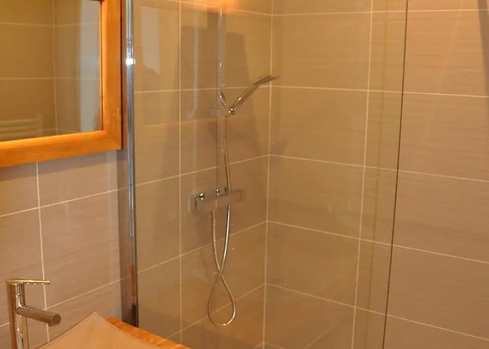 Magnifique Avec Piscine Chauffee, Vue Et Montage Villa