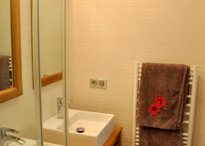 Villa Magnifique Avec Piscine Chauffee, Vue Et Montage