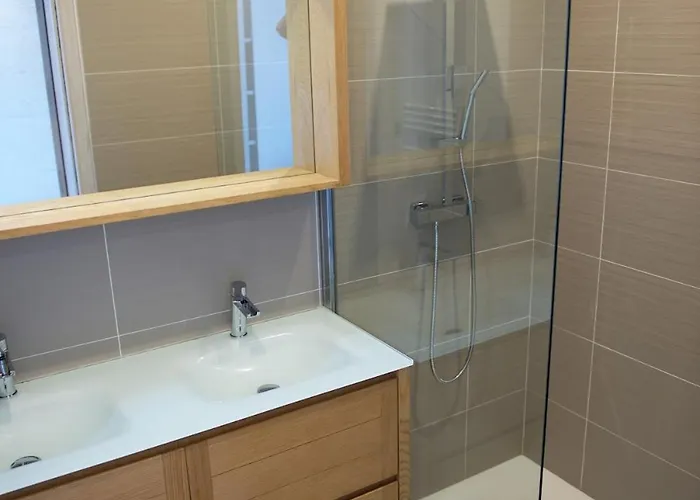 Magnifique Avec Piscine Chauffee, Vue Et Montage Villa